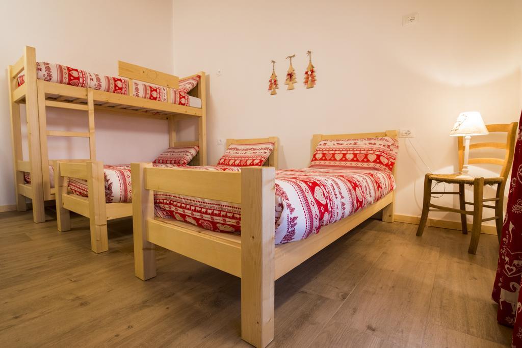 Olimpic Hostel Скилпарио Екстериор снимка